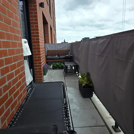 Homeawayfromhomeghent With Private Parking Apartamento