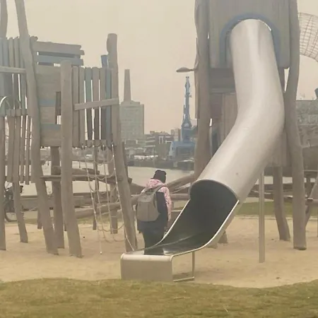 Homeawayfromhomeghent With Private Parking Apartmán