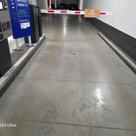 Homeawayfromhomeghent With Private Parking *