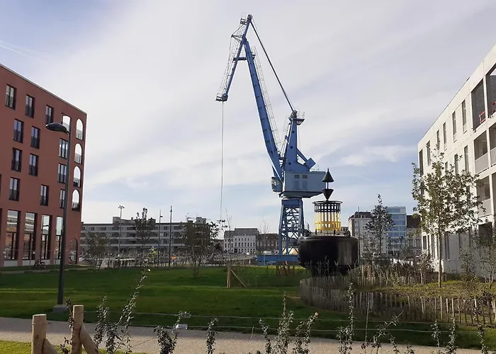 Homeawayfromhomeghent With Private Parking 아파트 헨트