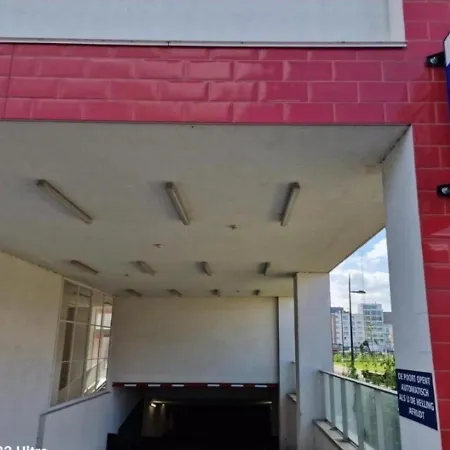 Διαμέρισμα Homeawayfromhomeghent With Private Parking